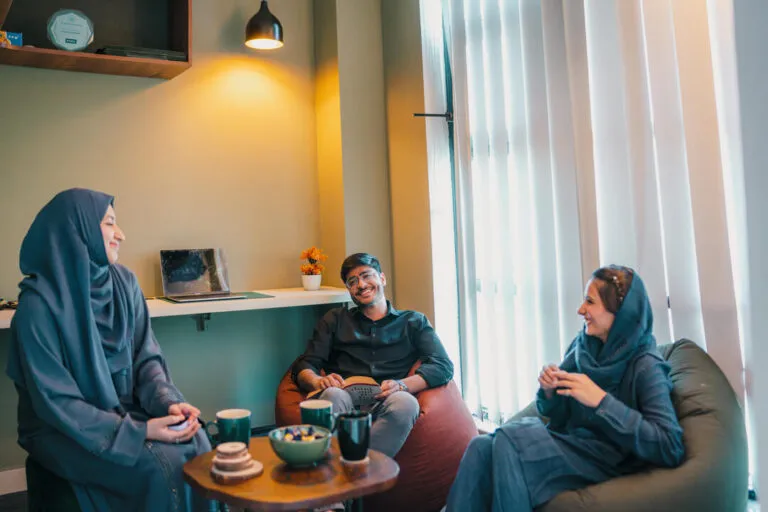 Leadership syncing during a workshop